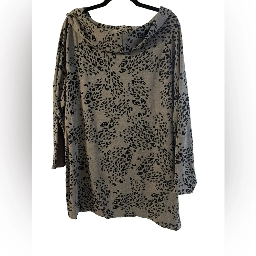 Chico’s Zenergy Cozy Animal-Print Brushed Fleece Tunic Size XL/16 (Chico’s Sz 3) - Picture 2 of 13